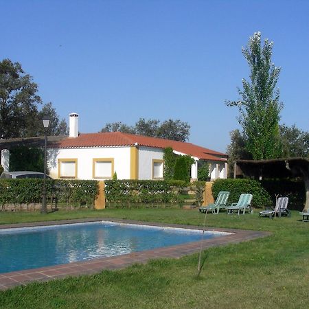 Finca Dehesa Tres Riveros Herrera de Alcántara Eksteriør billede